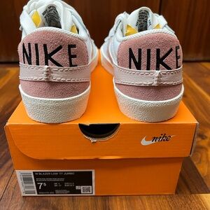 Nike Women’s sneakers